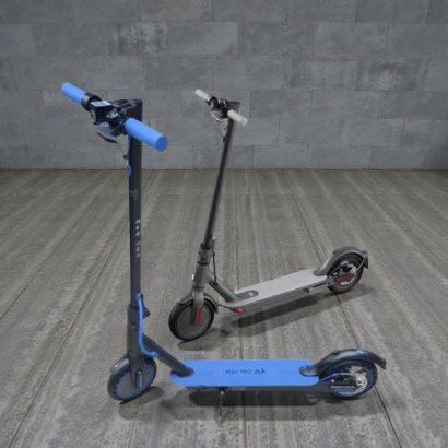 صورة سكوتر واقف كهربائي 36 فولت